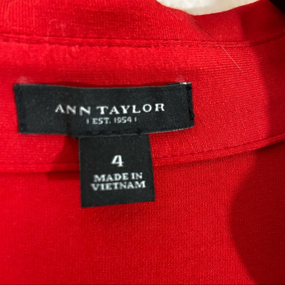 Ann Taylor red V-neck alone dress size 4 - Picture 3 of 9